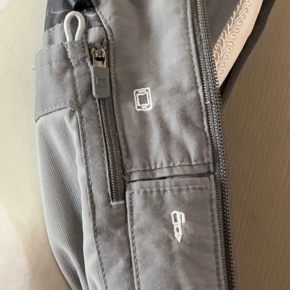 Women's Gray Sleeveless utility  + Jacket - Picture 6 of 14